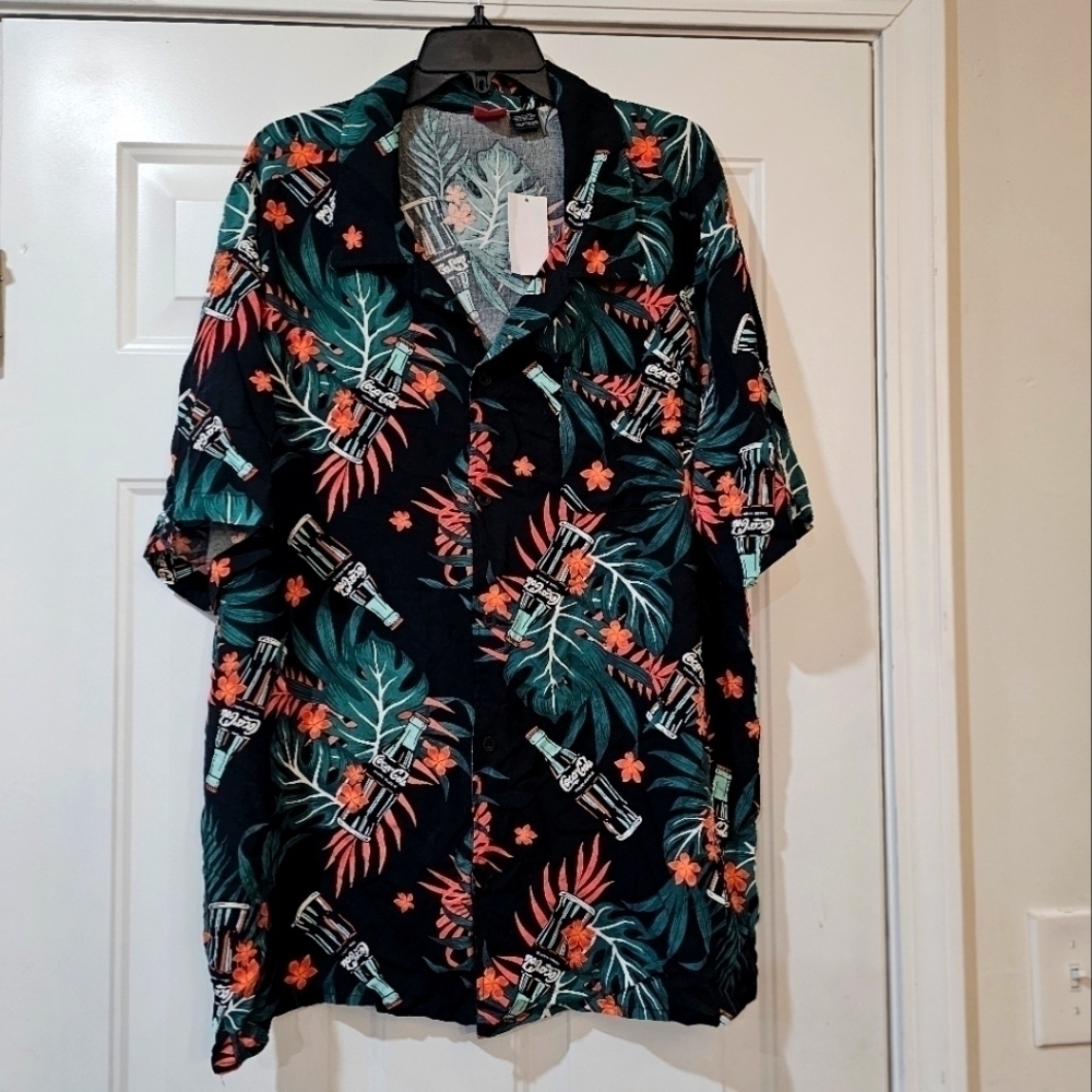 Coca Cola Hawaiian Shirt size XXL